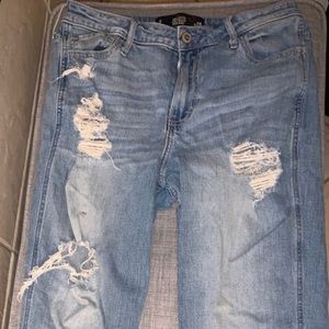 Hollister girlfriend jeans